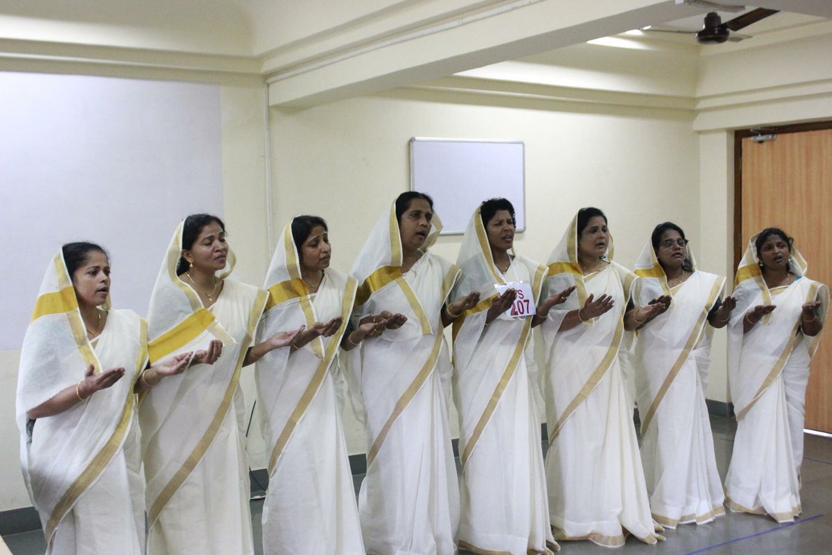 Catholic_Focus's tweet photo. #Psalm chanting: Chest no 07 of #Mathrusangam competitions. #DigitalKalyan #IndianCatholic #SyroMalabar #Mathrusangam17 #Armonia17 #Catholic https://t.co/imOMqaatmR