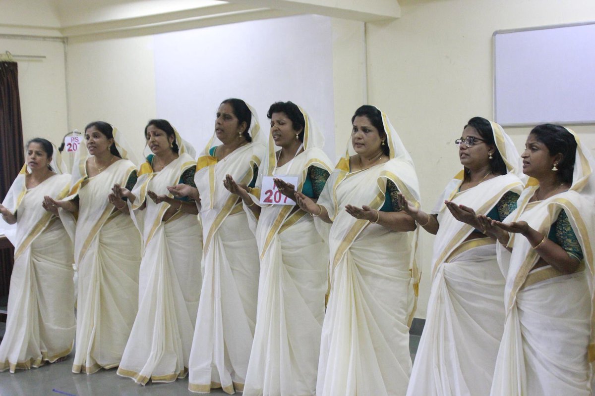 Catholic_Focus's tweet photo. #Psalm chanting: Chest no 07 of #Mathrusangam competitions. #DigitalKalyan #IndianCatholic #SyroMalabar #Mathrusangam17 #Armonia17 #Catholic https://t.co/imOMqaatmR