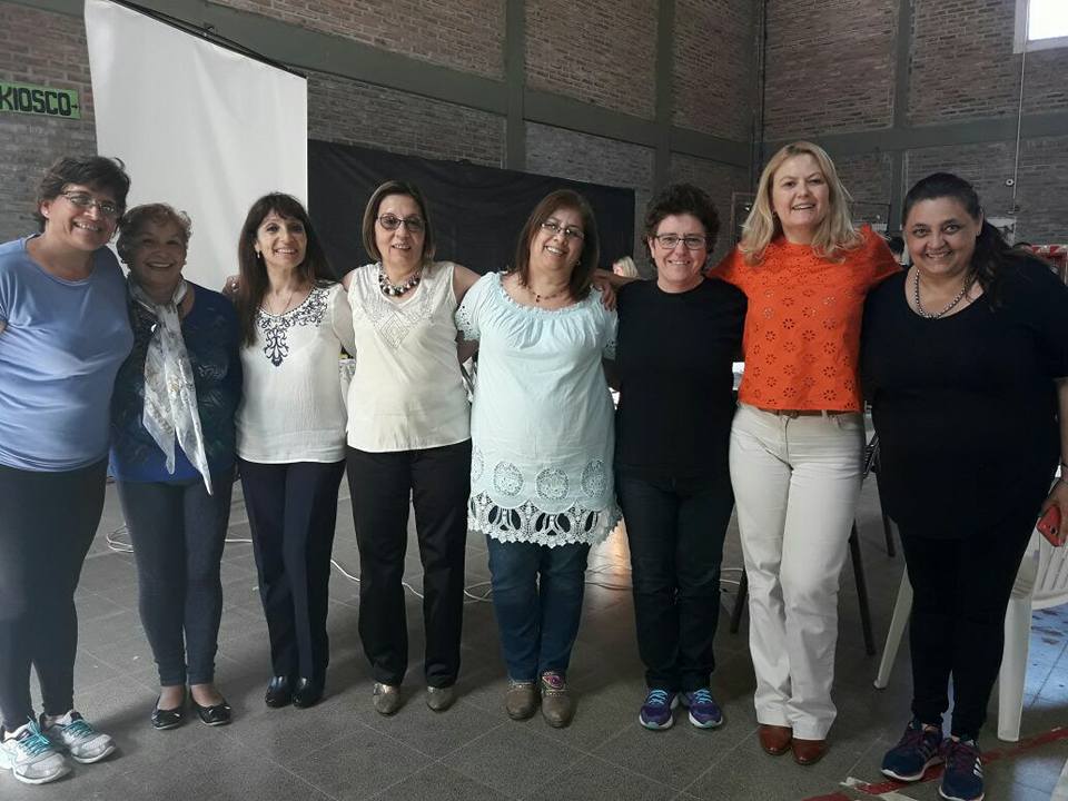 IntegracionER's tweet photo. #AGMER Estamos presente en cada departamento en los #Concursos de Inicial y Primaria https://t.co/NGPxtT76eO https://t.co/YtQ7gvmmOV