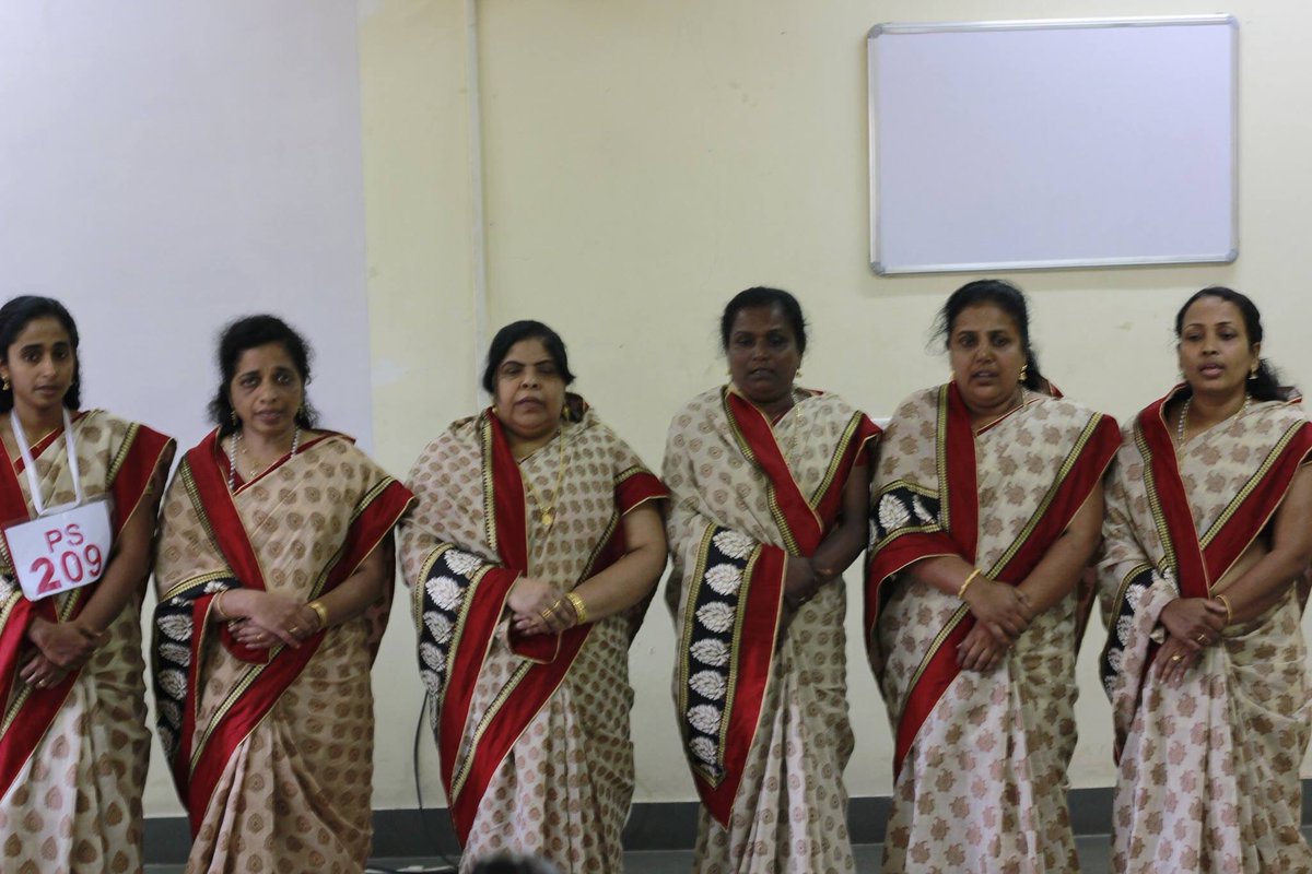 FrFranklin's tweet photo. #Psalm chanting: Chest no 09 of #Mathrusangam competitions. #DigitalKalyan #IndianCatholic #SyroMalabar #Mathrusangam17 #Armonia17 #Catholic https://t.co/JCq6ASSQug