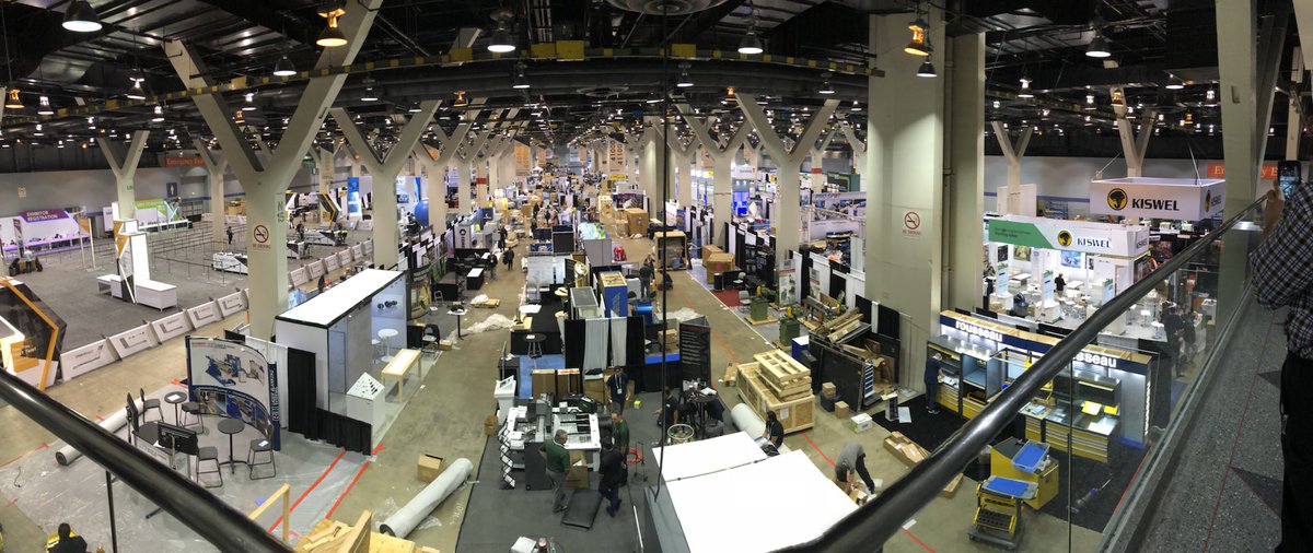 jongross100's tweet photo. HallC getting setup  #Fabtechexpo2017 #chicago https://t.co/VSLbJGxcqG
