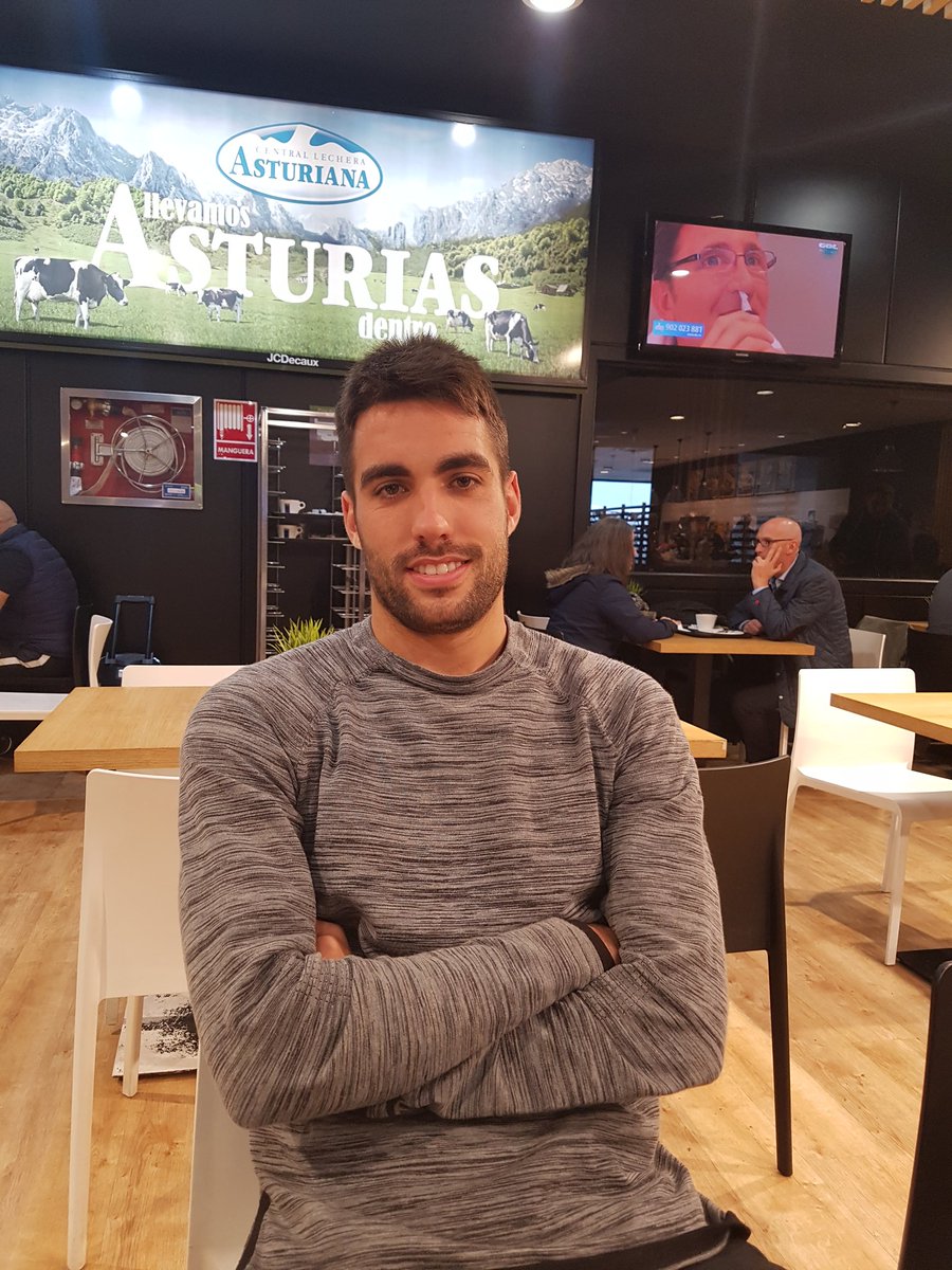 inguijohan's tweet photo. Rumbo a Qatar @diegui_johan 🇮🇸🇮🇸💪👏 https://t.co/jxAMOesZSX