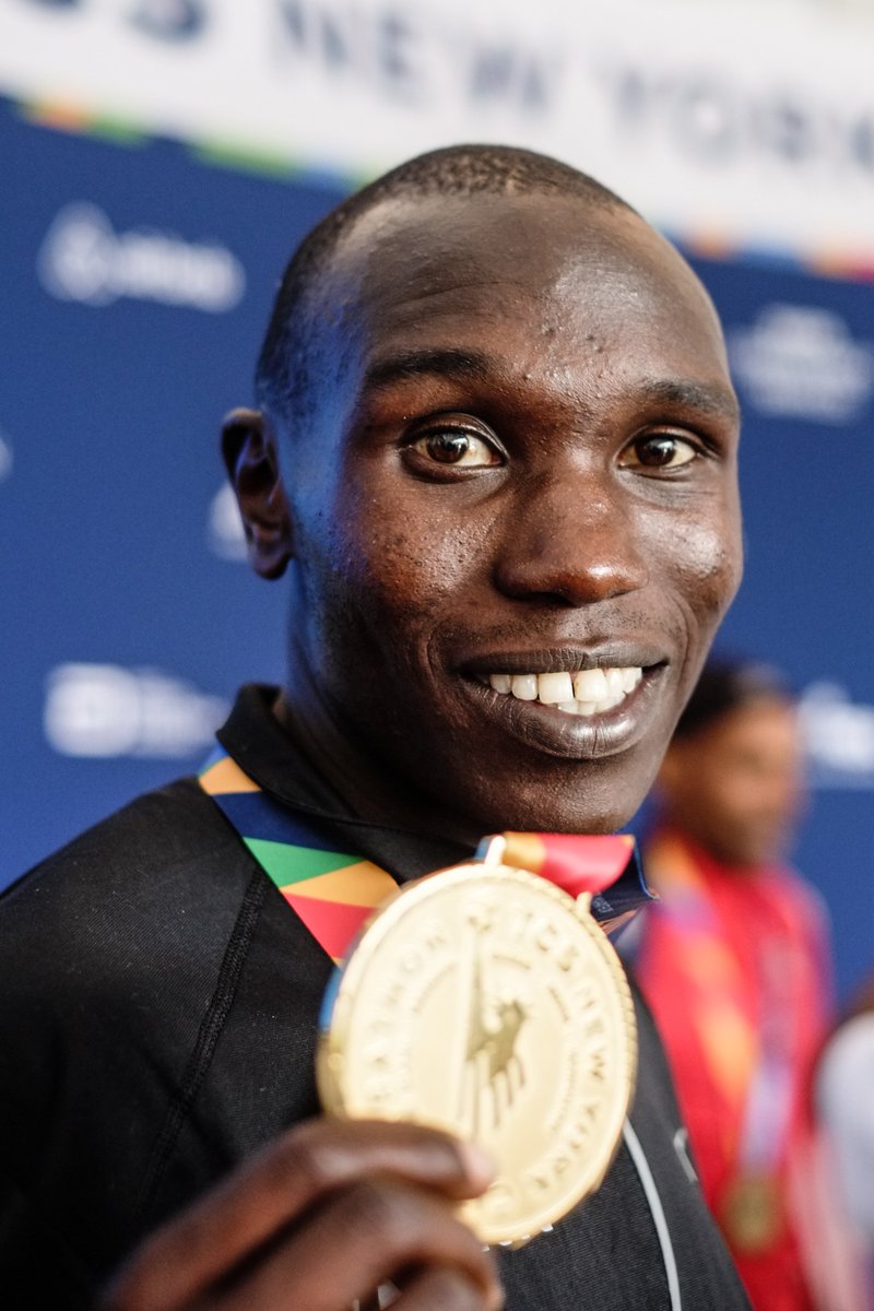 ATHLE_ch's tweet photo. Tade Abraham: «New York, c’est comme des petits Jeux olympiques». Récit détaillé de sa course par @run_tade ici: https://t.co/u8ZSZElqxK @LeMatinch_Sport @RTSsport @SwissRunners @srfsport @lemanbleutv @EuroAthletics @nycmarathon #GoTade https://t.co/N3f6IxNEL5