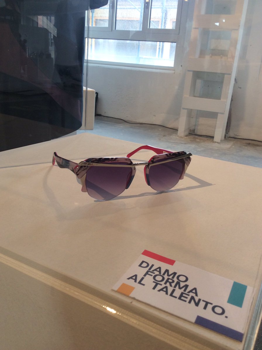 harimnetwork's tweet photo. Arrivati a @base_milano per #fgi2017! Alle 14.00 il Panel "Ho creato il mio brand"! Non dimenticate il nostro #fashionshow h 17.30 https://t.co/ynzx4EGoWr