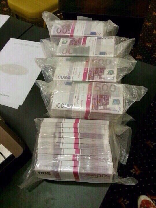 AndyHuyVIP's tweet image. Chuyển &amp;amp; Giao tại Italia