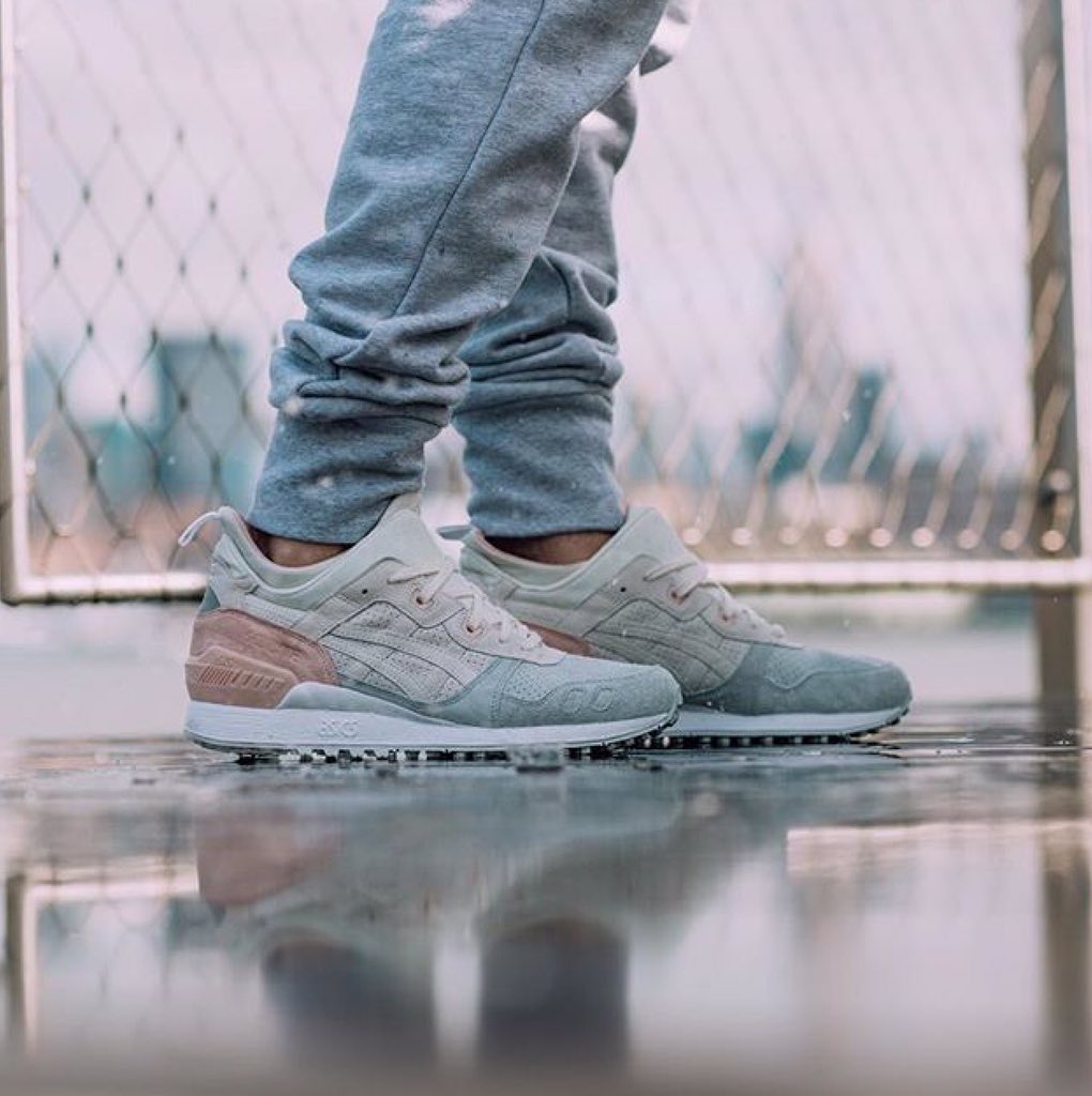 xtrendstore's tweet photo. No Need For A Blue Monday When Your Kicks Are On Point. #GELLyteMT | Now Available At Xtrend Stores. #asicstigersa https://t.co/sg6Zj8kfCz
