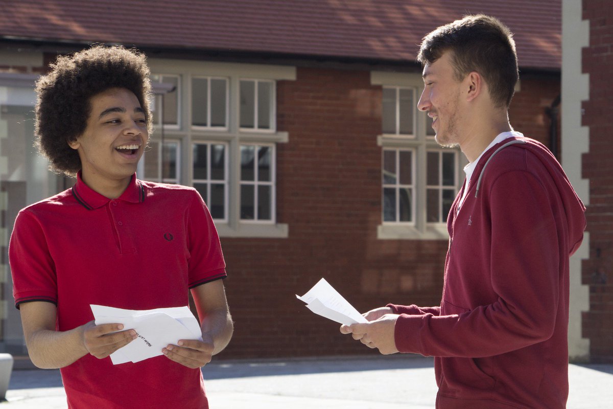 sunderlandsix's tweet photo. What's the difference between school and college sixth form? Come to our open event on 15 Nov &amp; we'll be happy to answer your questions! https://t.co/4UgY5PqK4r