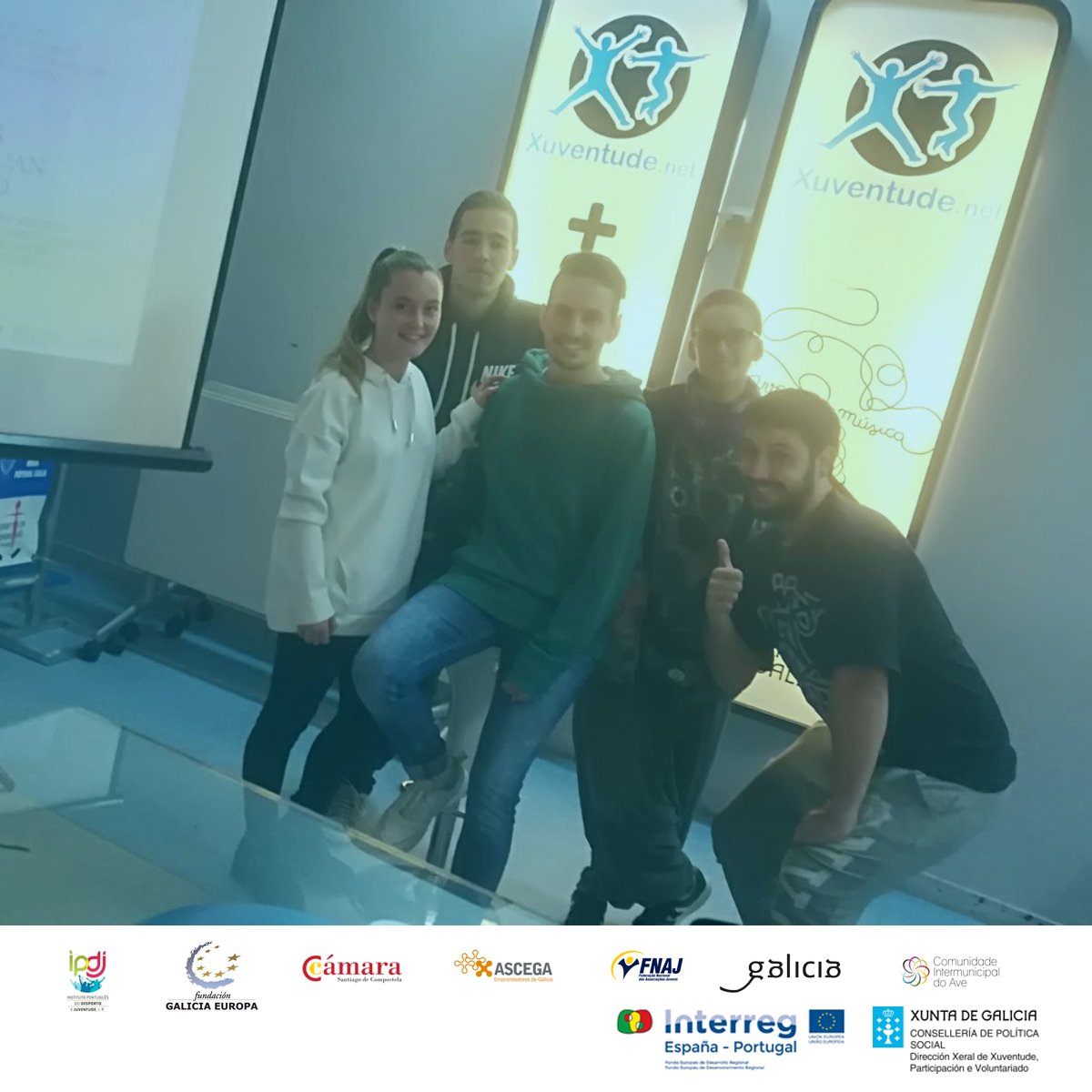 xuventude's tweet photo. O emprendemento xuvenil foi o protagonista no @espazoxovenoia o pasado venres. #FormaTOUR e o #ProxectoLIDERA continúan percorrendo Galicia. https://t.co/rFMUz8UMSb