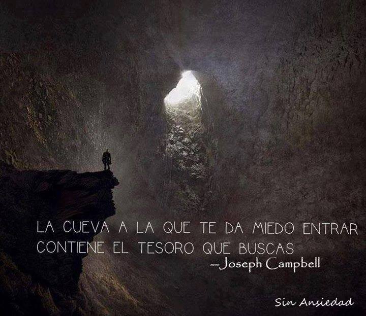alopezdefez's tweet photo. ¡Espeleólogos valientes! Te ofrecemos el material para que tu expedición sea un éxito: la cuerda, el arnés de pecho, etc ¡Atrévete! https://t.co/ED32389M1m