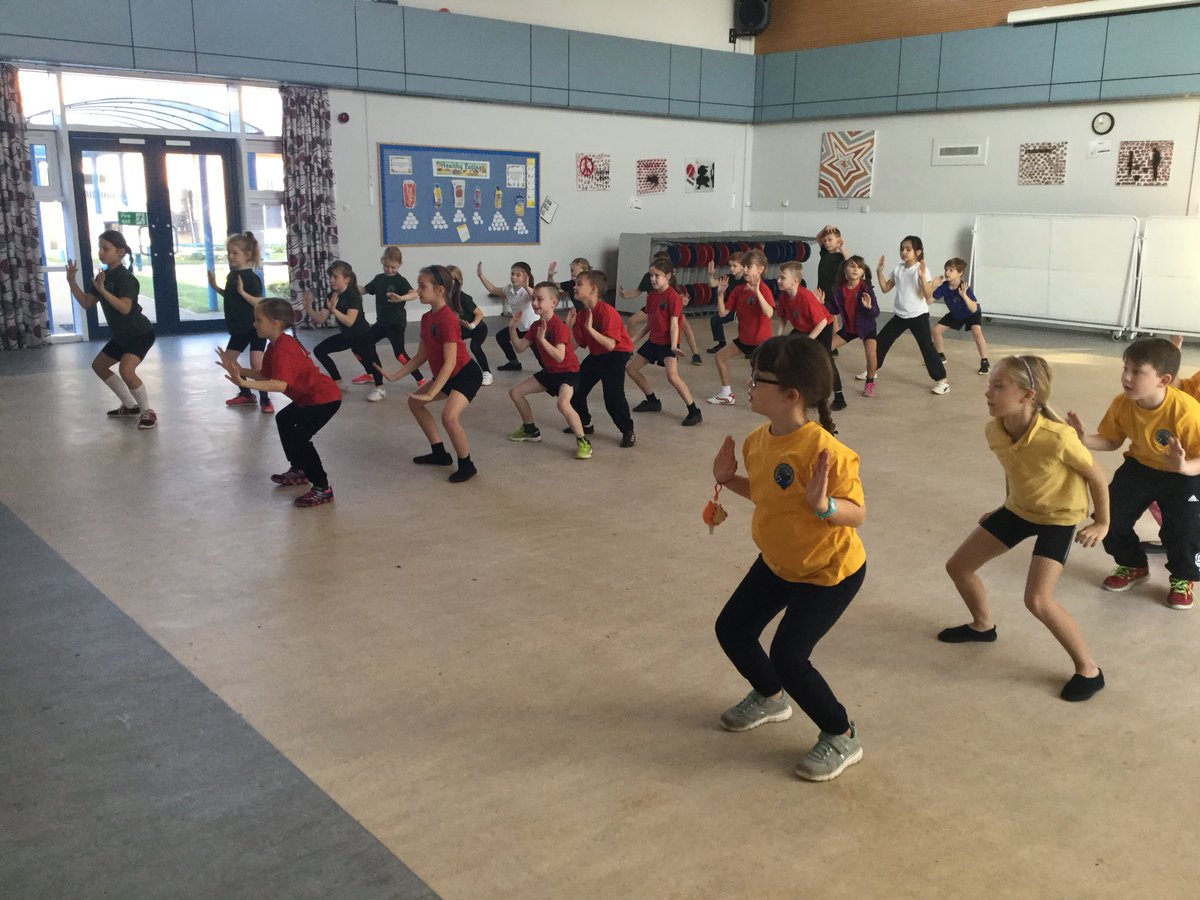 WestfieldCottPE's tweet photo. Children loved starting their African dancing this morning with @flexdanceinc 💃🕺#goodmovers https://t.co/9rUc6YmM5M