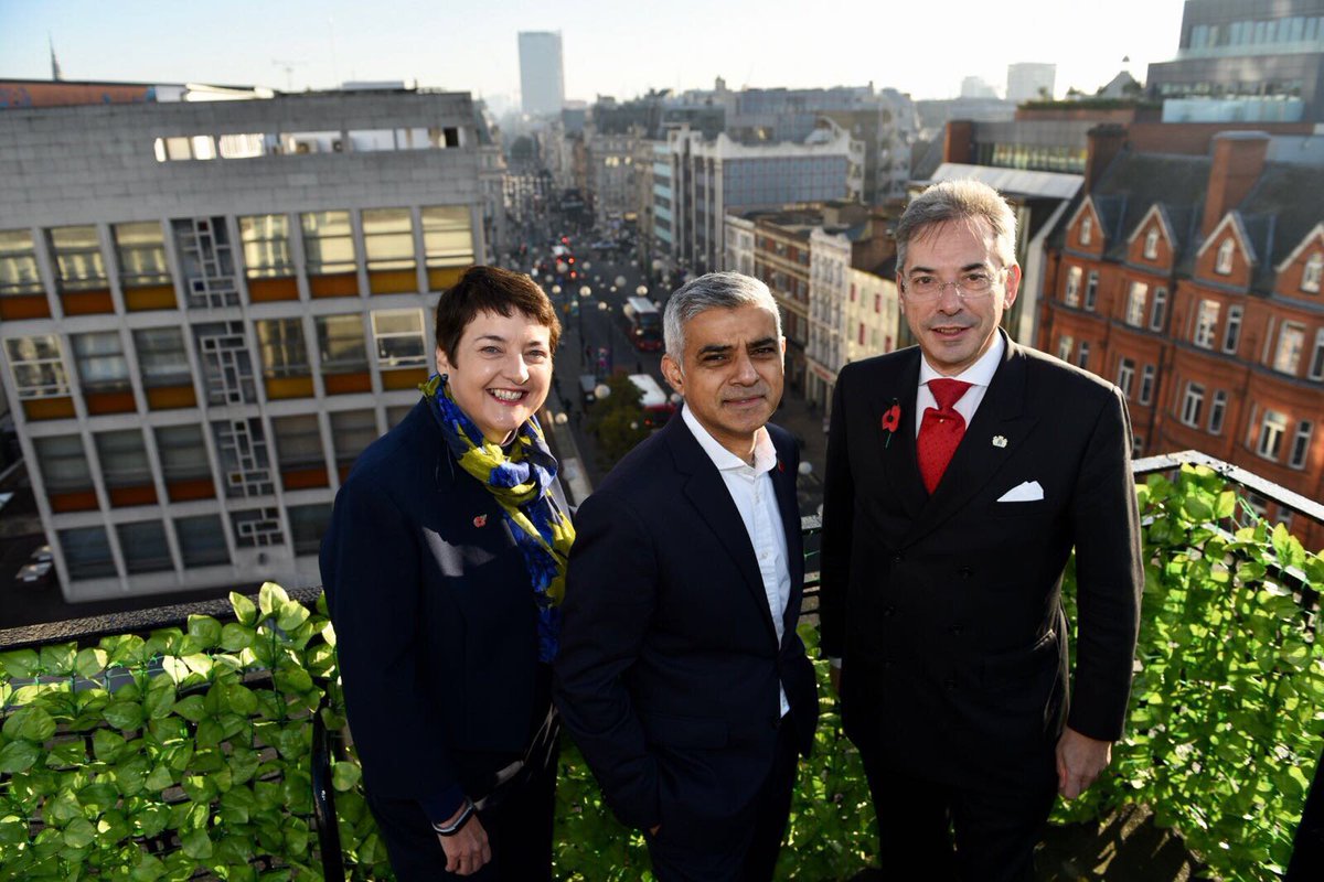 Next year an iconic part of Oxford Street could be transformed into a pedestrian boulevard. Have your say bit.ly/2lW0I5v