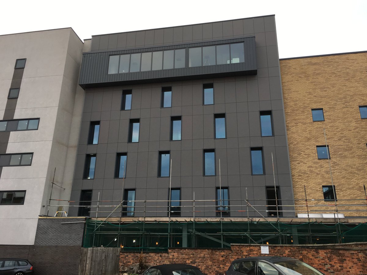 CoreArchitects's tweet photo. Scaffold coming down at Hilton @doubletreelinc 
Looking good @manorcrestgroup #Hilton #cladding https://t.co/1JwjK7cbfq