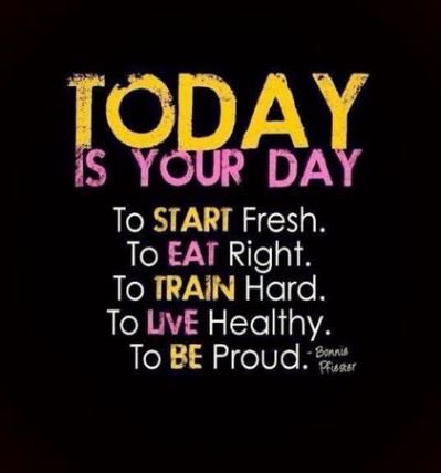 gingerbacon's tweet photo. Gettin it done #freahstart #dedication #MondayMotivaton #squats #fitnessgirls #fitness #lunges ๐ช๐ผ https://t.co/tj0yt6S2Uq