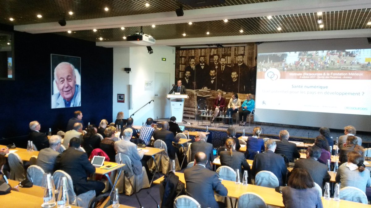 resources_think's tweet image. 📜 A lire la synthèse du débat (Re)sources et @MerieuxFdn sur l'accès à la #Sante #numérique dans les #PEVD ➤ bit.ly/2xzWQvL