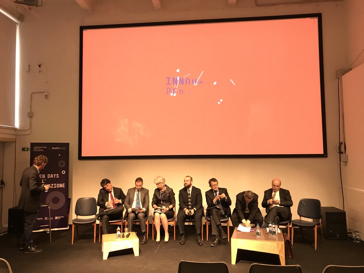 BettaCaregnato's tweet photo. In corso a @base_milano #ODInnovazione con @FondCariplo @CSP_live @FondazioneCRT @FondaPoliMi @nesta_it https://t.co/x5Jf73fUOM