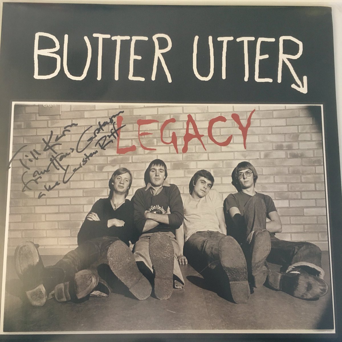 JVKarin's tweet photo. Grymt att ha en punkrockare som vän & kollega⭐️ #butterutter #tänkpunk #färnebofhsk #gävle https://t.co/YaOstZOKdA
