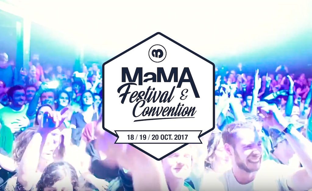 Indeflagration's tweet photo. Résumé du @MaMAevent 2017 : la conf' de @E_E_, le live de @ChelouMusic, la team #Vanflet ⇨ https://t.co/D3iCHGUTEB 🤘 https://t.co/tRYECuI5xp