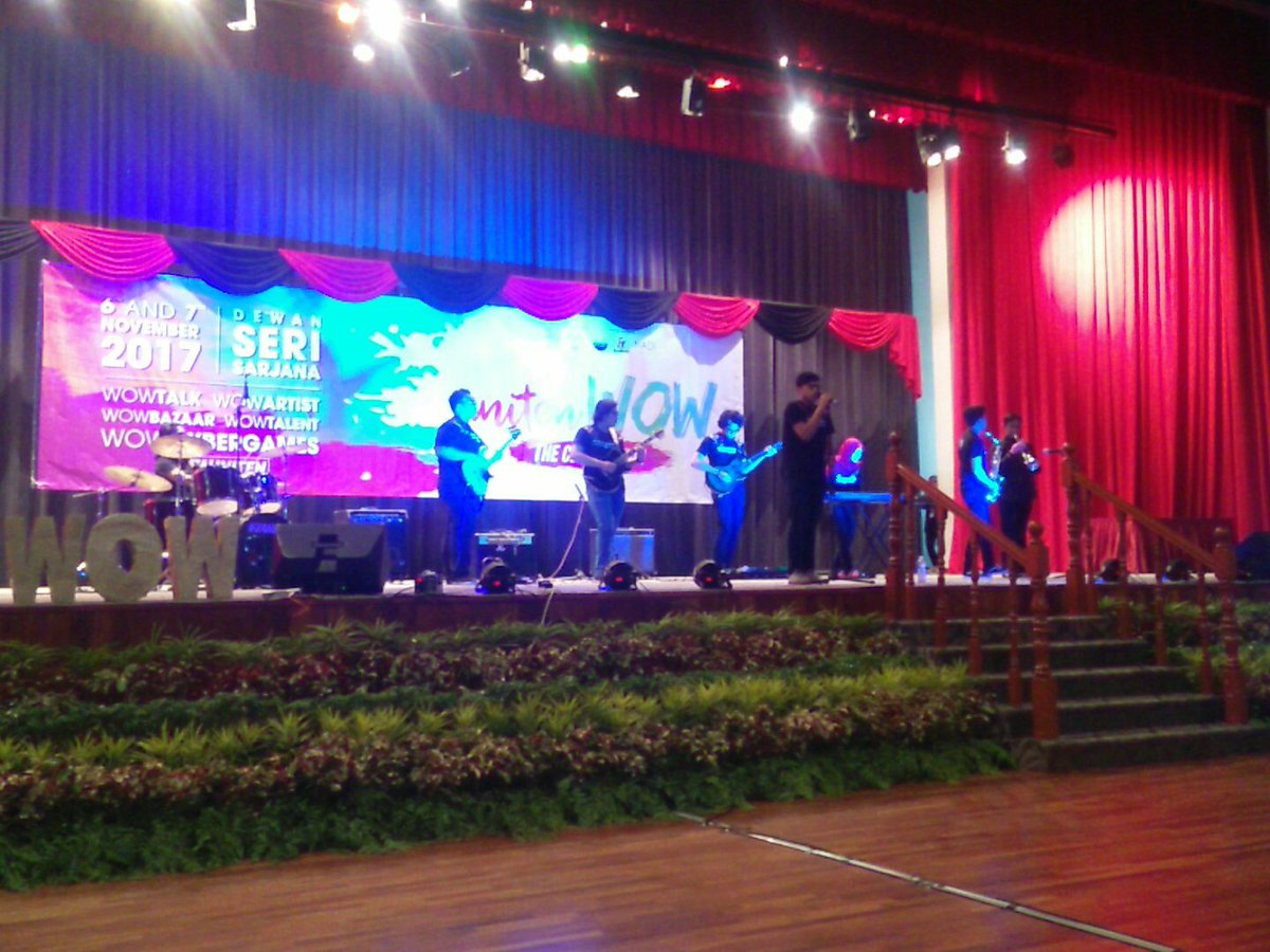 Emceevengers's tweet photo. Creep by Kingshammer. Man this is a very good song, papa nak tengok cane deme perform!! #unitenwow #kitauniten https://t.co/ZRMjtFZJYn