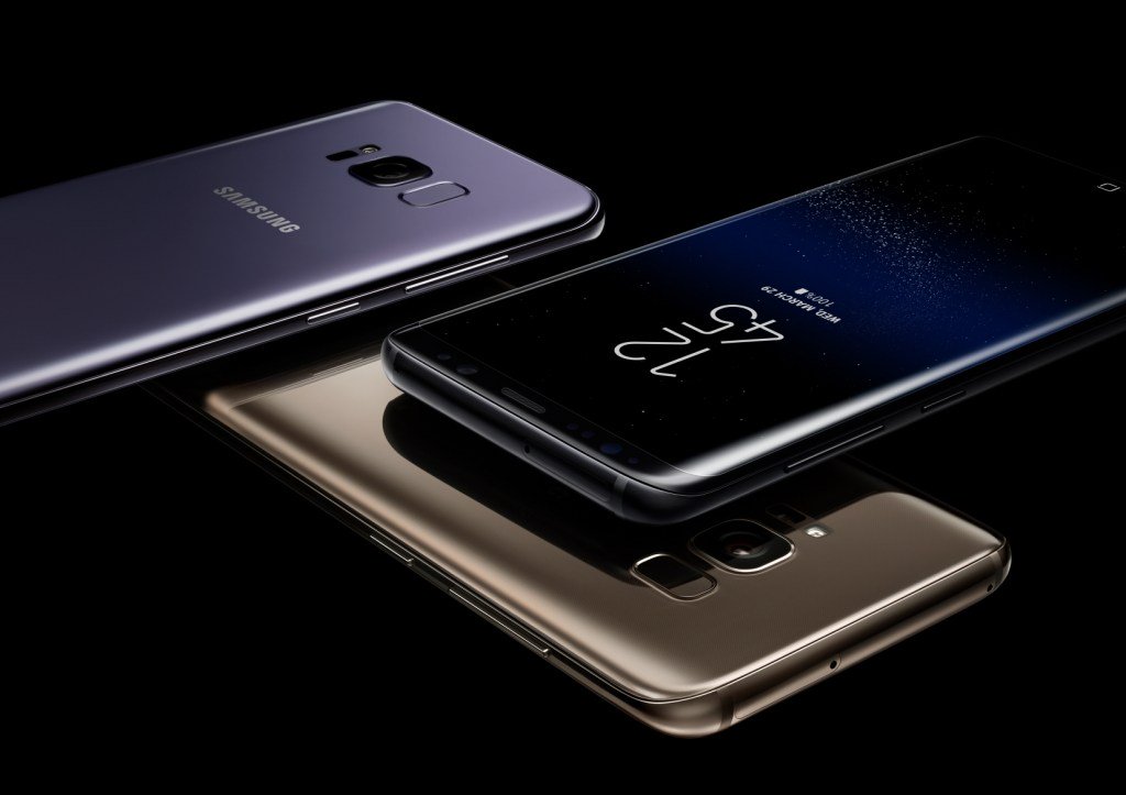 Frandroid's tweet photo. Samsung reste numéro 1 incontesté des smartphones au troisième trimestre https://t.co/i3dzmD15vu https://t.co/DOp60RnReo