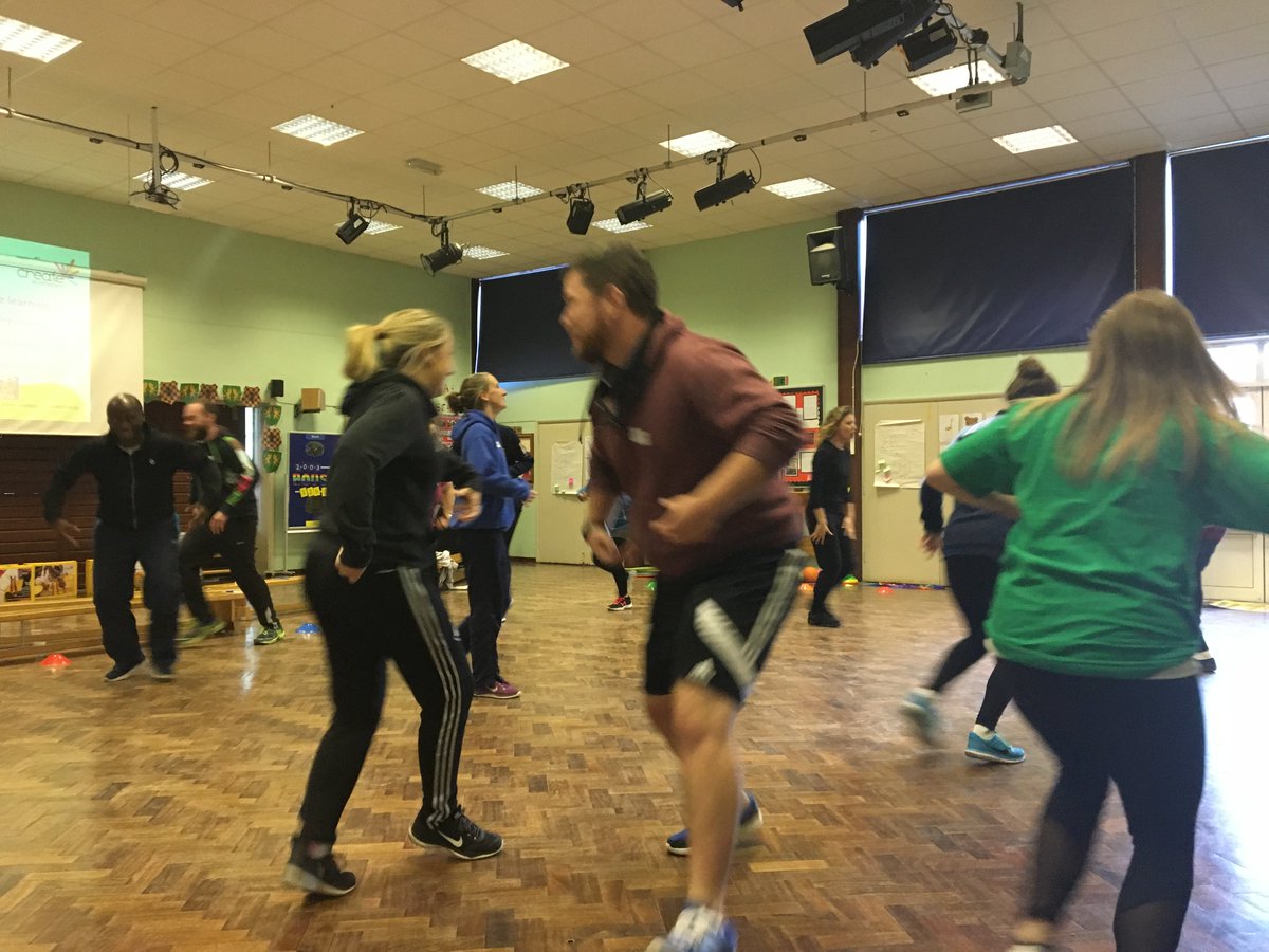 SSPSouthBucks's tweet photo. Lots of learning taking place in Bucks! Real Gym CPD @Create_Dev @iverheathjs @creatorlaura #staffcpd #pe #wholechild #gymnastics #jungle https://t.co/VYecAfU0oC