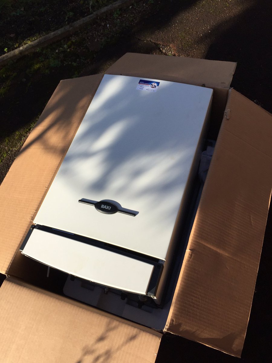 IgnitionGasLtd's tweet photo. Millhouses today swapping an old non condensing Baxi 105 for a @KDNavienuk 🔥 https://t.co/WnVwmIBpzN