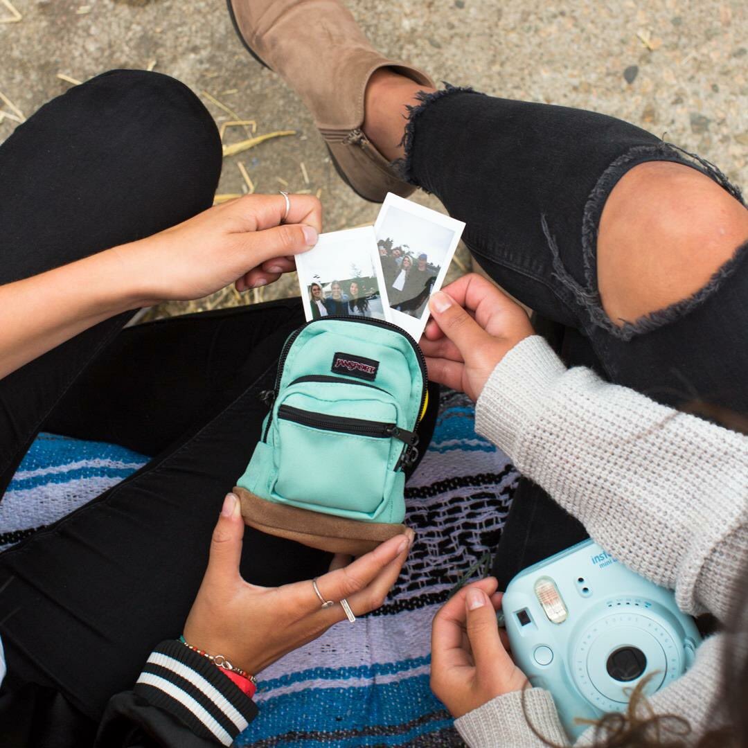 jansportjp's tweet photo. 大切な瞬間を写真に残そう📷
https://t.co/vvFmrXQdYy
#JanSport #DigitalCollection #RightPouch #LifeUnzipped https://t.co/P6GfKLbc43