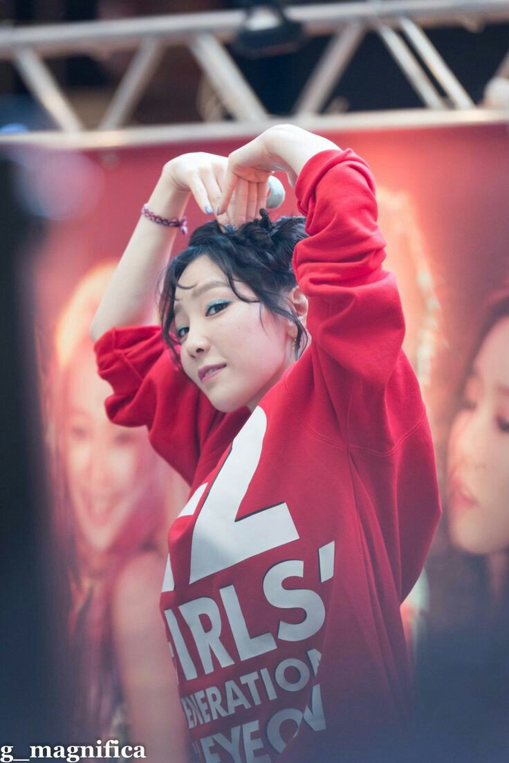 KimTYeon_GG's tweet photo. 모두에 게 많은 마음을 보내기 Sones!! 😘💕 https://t.co/IE7rxGLHDj