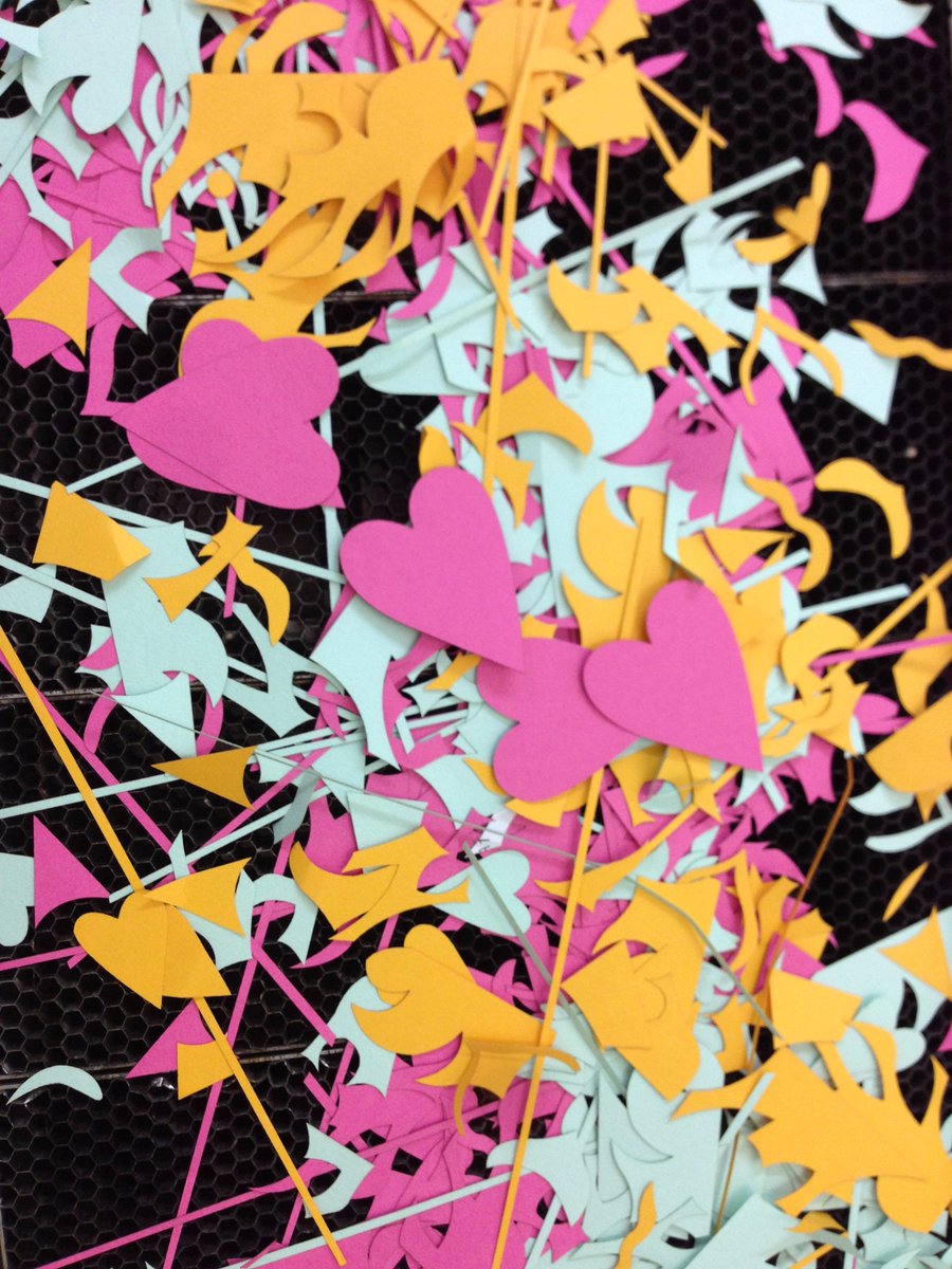 Swordfish_Works's tweet photo. Who loves the colours of #card this client has chosen for their #Lasercut project? #MotivationMonday #feelingthelove #bispoke #art #AtoZ 💖 https://t.co/Cg2nrcMGpT