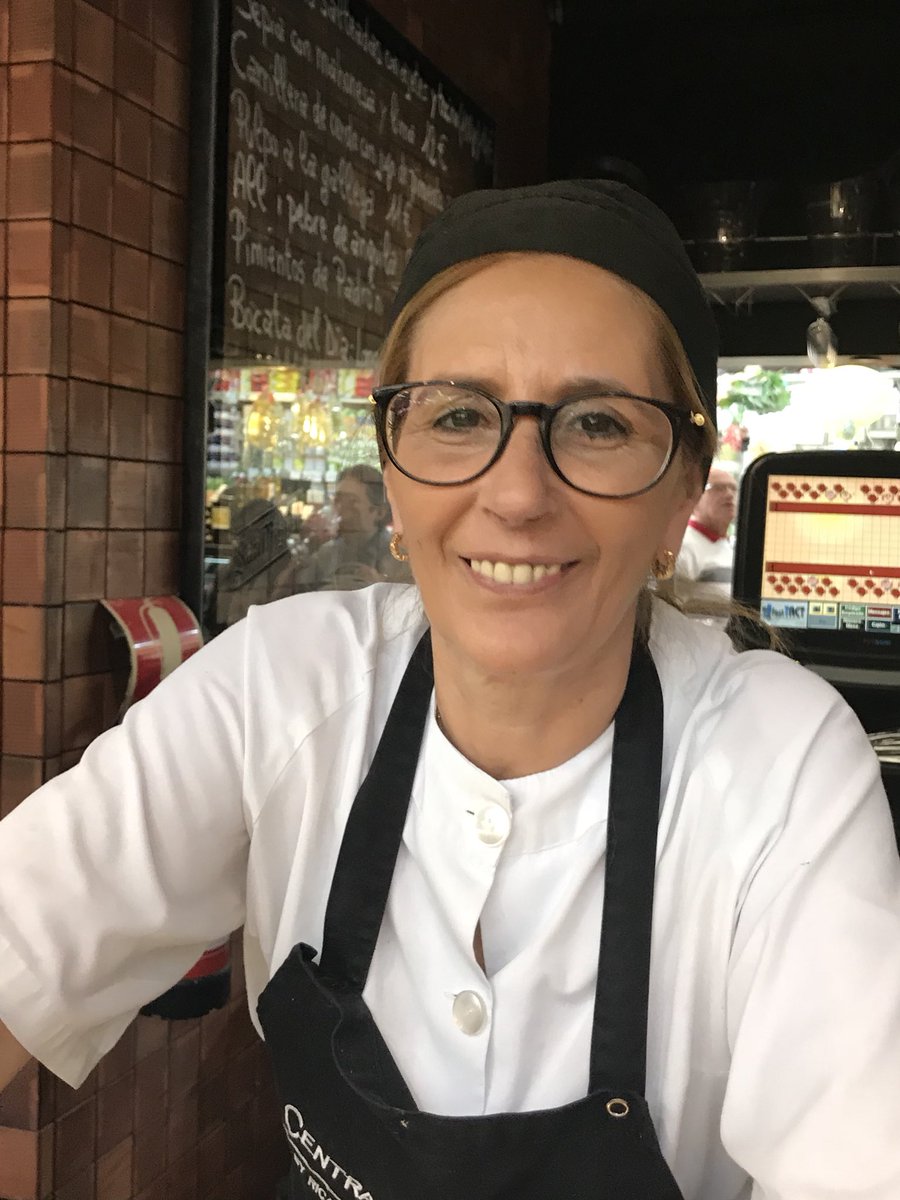 No existe muerto que no resucite el conejo de Nuria en <a href="/CentralBarvlc/">CentralBar</a> y que rebién nos trata siempre !!! GRACIAS!