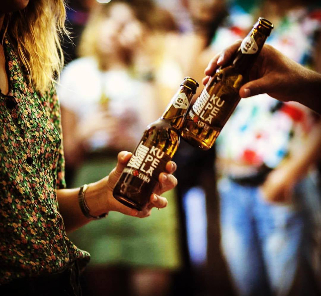 KSagardoa's tweet photo. Comme un jeudi soir à La Fabrique ...
#kupela #basquecider #afterwork https://t.co/4hte2P88X6