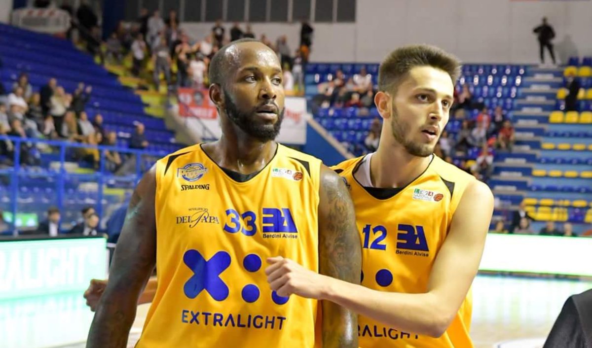 #vittoria di #squadra. Avanti così <a href="/PoderosaBasket/">Poderosa MGR</a>