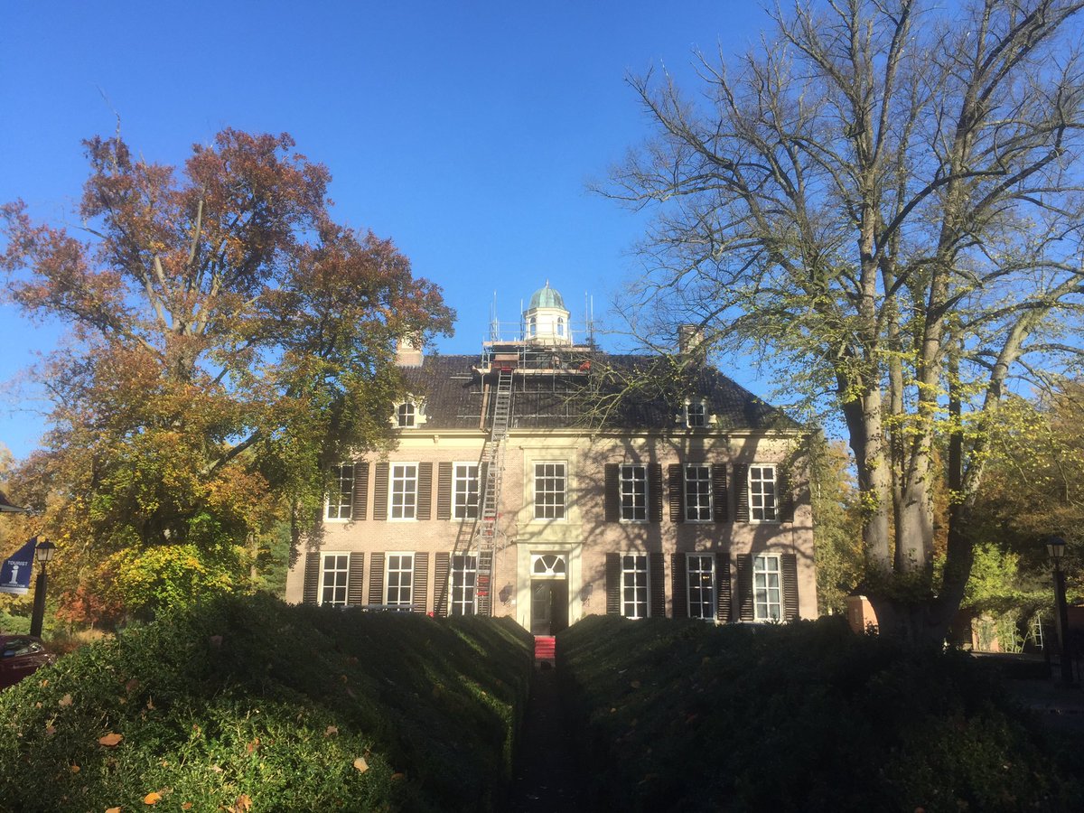Heb wel eens mindere #vergaderlocatie op #maandag   😜#kasteeldeoosterhof #rijssen