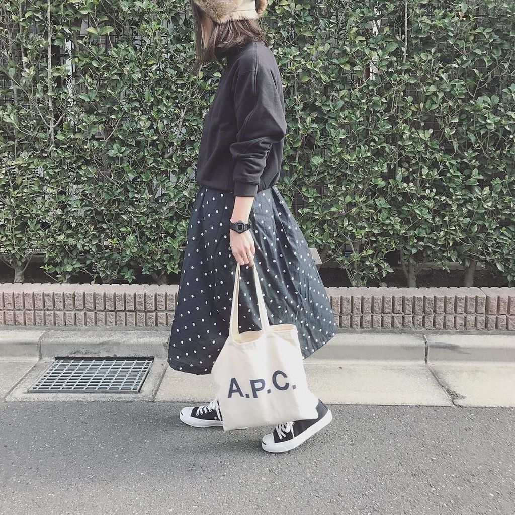 ubechiaki's tweet photo. ♡ ♡ ♡
.
.
.
#cordinate ･:*
.
.
.
#fashion  #code #ootd #apc
#ママ美容師 #男の子ママ 
#ママファッション #ママコーデ #ファー帽子 #freaksstore 
#… https://t.co/QOfVbvXFED https://t.co/t3yImNw0aa