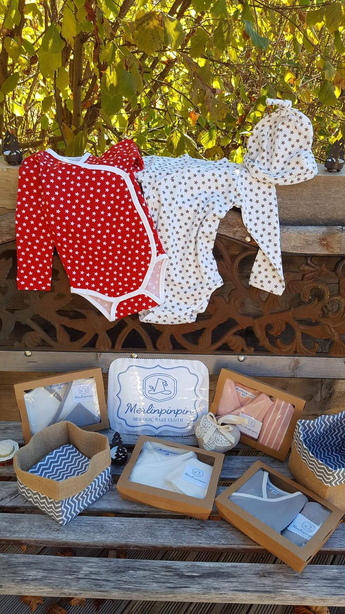 CirqueHelvetia's tweet photo. Body étoiles en collection limitée...
coffrets cadeaux naissance, du 50 au 104 et bien d'autres choses chez Merlinpinpin. https://t.co/t5cRsLgdAA