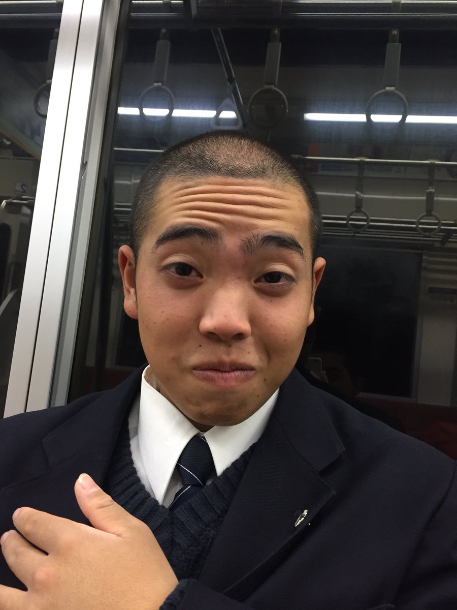 Kouyabaeball's tweet photo. デコのしわのクセが強めの二枚と極限にブスい一枚
保存する方は一言お願いします。 https://t.co/UrQGkRxlzC