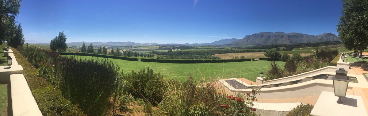 JasonTreButler's tweet image. Two things @ErnieElsWinery does amazingly play golf and make wine #southafrica