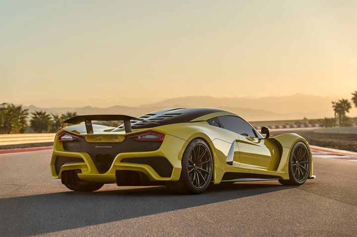 CarPornPics___'s tweet photo. 2018 Hennessey Venom F5 | 1600 bhp | 301 mph. https://t.co/1buisClT2h Leave a like and don't forget to share! #carporn #supercars #hyperca… https://t.co/aoelzdkmmp
