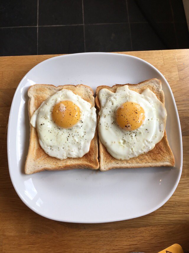 Dutts9's tweet photo. G🍳🍳D morning Mr Walker. An easy decision for you😃. Entry to  #eggclub please 👍🏼 https://t.co/21TfQyMcJl