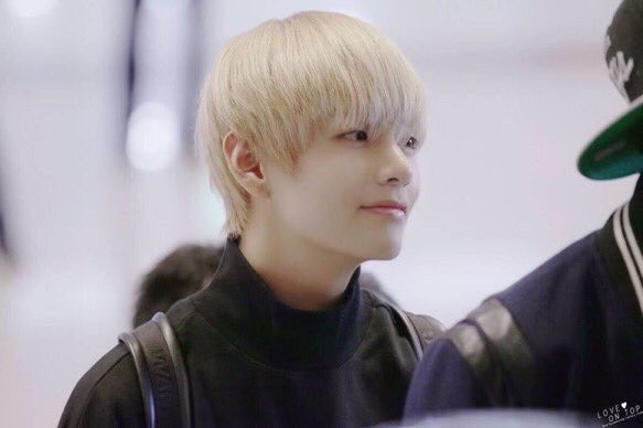 _r__Q_'s tweet photo. この画像好きなの共感してくれるかなあ:(っ'ヮ'c):

 #ARMYさんRTお願いします 
 #armyさんからの猛絡み大歓迎 
 #armyさんと繋がりたい https://t.co/6qJJ0QszE1