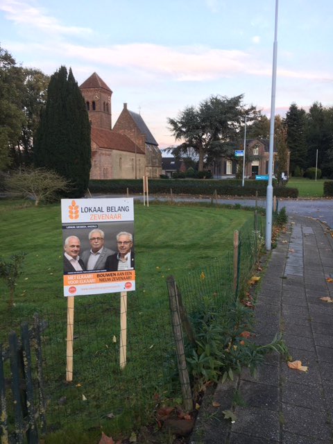 ToonAlbers3's tweet photo. Leuke aftrap campagne in Angerlo ! https://t.co/fMxAQ0eG6V