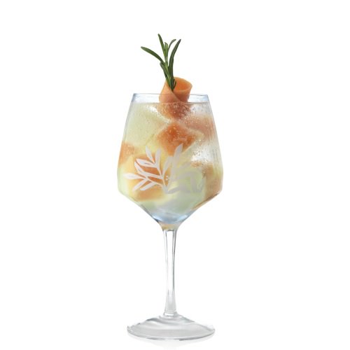 #MondayMotivaton did you know that Chester Gin is best served with <a href="/FeverTreeMixers/">Fever-Tree Mixers</a> and a slice of melon? 🍸😍