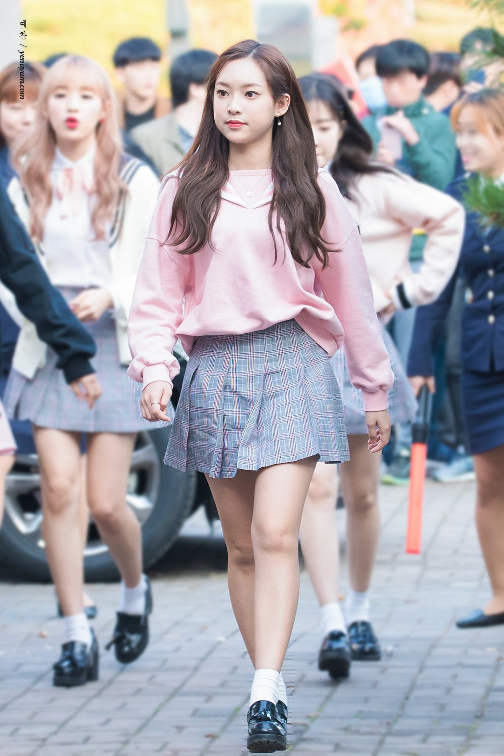 DN8sU61UMAUlZEX.jpg:orig