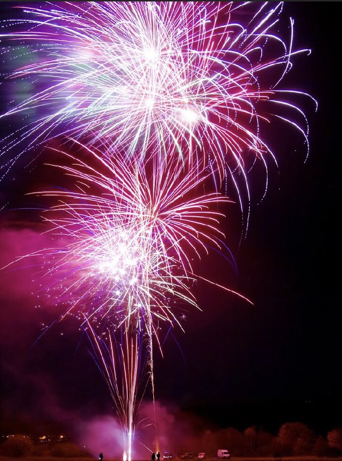 Rocketsecurity's tweet photo. From ynysybwl to slough💥🎆 Thanks for the staff who joined us on these cold evenings, at least the displays were spectacular❄️ https://t.co/xUM9Aa1R7W