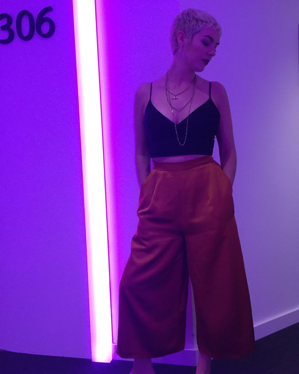 NadiaSews's tweet photo. Orange silk culottes made and modelled by me :) https://t.co/dnSlZNqrRj
