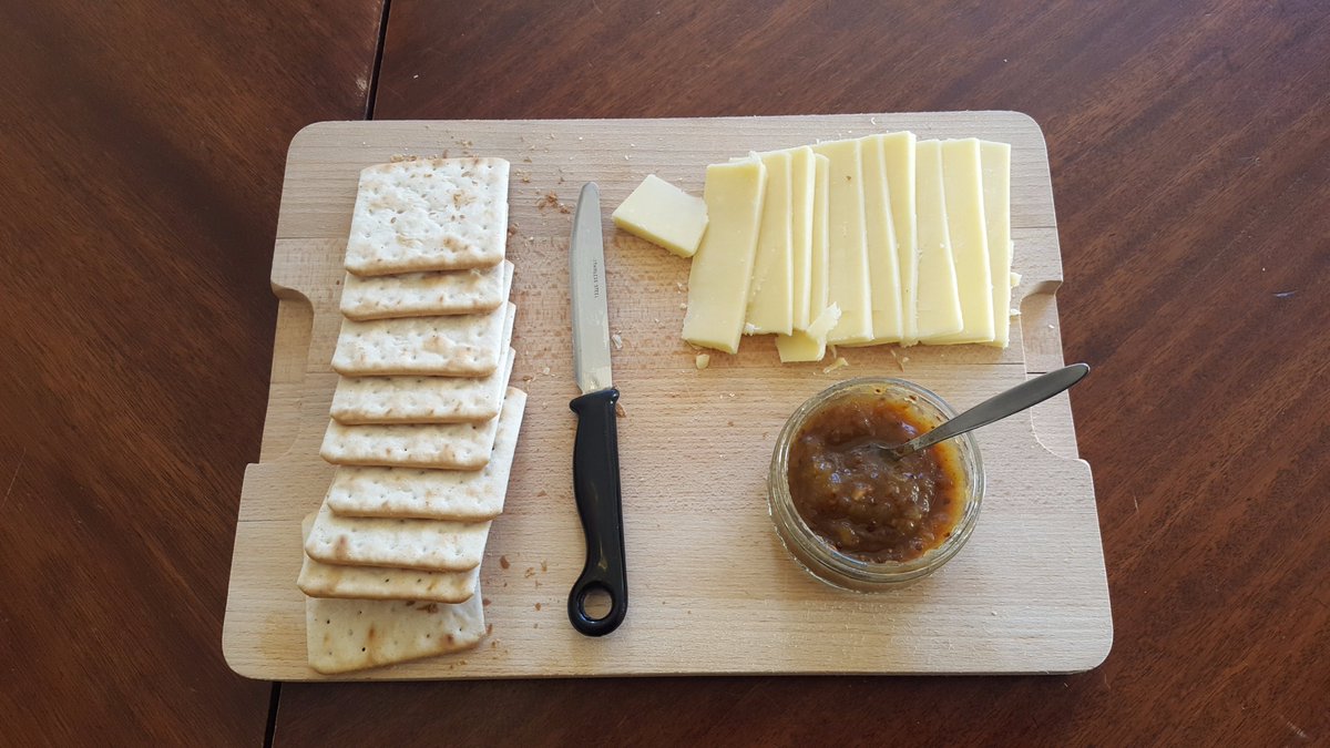Inigobc2's tweet photo. Our receptionist has kindly made a green tomato chutney from the tomatoes grown here at Eastlands II.  Yum Yum :) #mondaymotivation #ideas https://t.co/s4X9Q1FCTJ