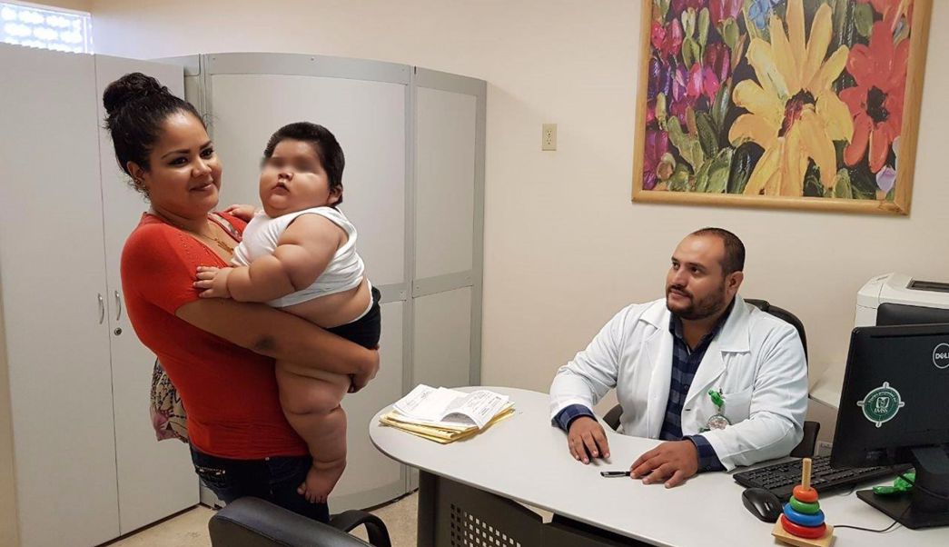 nmas's tweet photo. #IMSS investiga a bebé de 10 meses con 28 kilos en #Colima https://t.co/0P0SNtTDFO https://t.co/1o8TZmeo1h