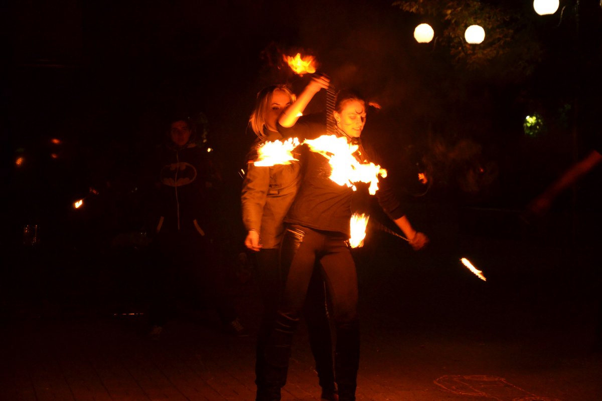 PersonalTOTEM's tweet photo. yesterdayfire spinning\ breathing
for  some one  who  dont  have  my  snap  chat -  think  twise!😋🖖
#fire_show #firebreathing #PeronalTotem https://t.co/DS0Tnmmkzy