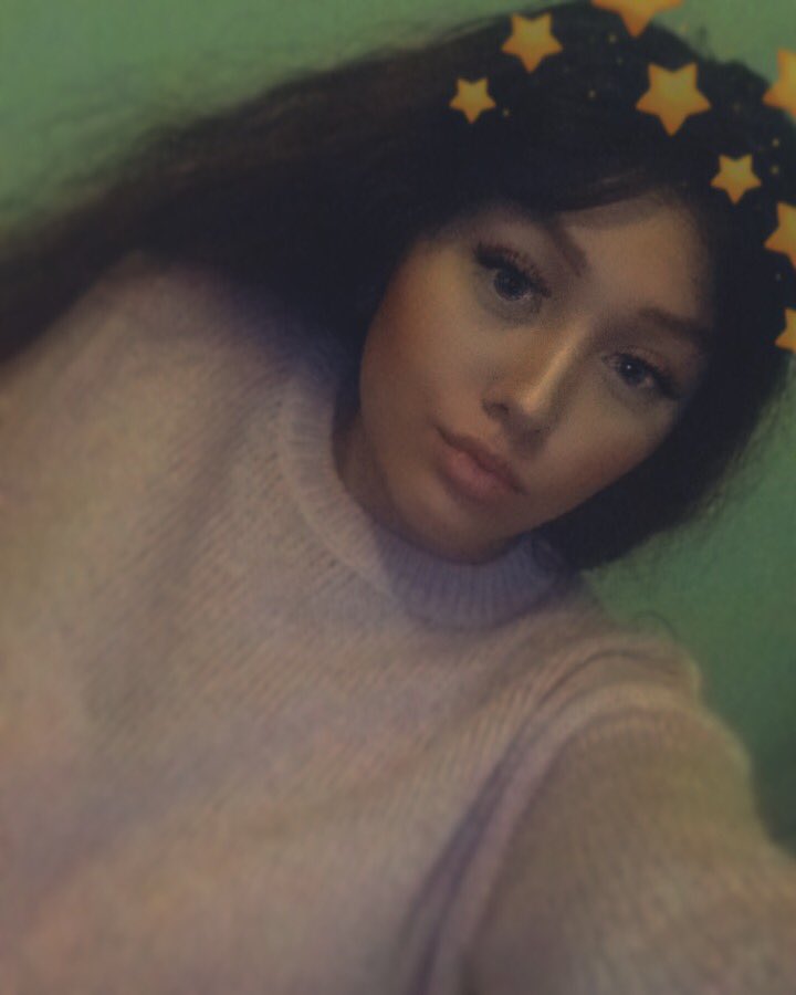Alexandracudby's tweet photo. Lose your self in the music https://t.co/7iDOGzdOwj