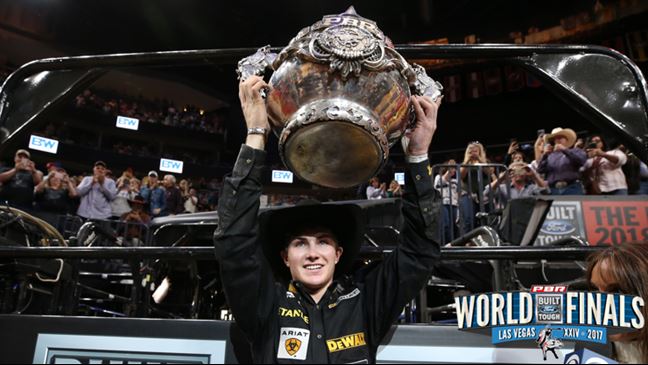 .@JessLockwood2 bookends storybook ending as world No. 1 >> bit.ly/2zBHyYP