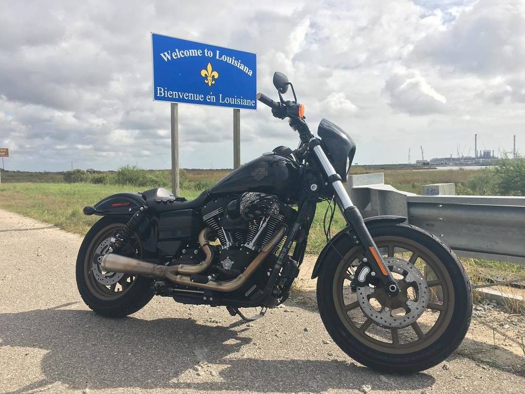 BikerRadio's tweet photo. Crossing into Louisiana
.
.
.
#allstate #allstatemotorcycle #keepridersriding #worgulfcoastride2017 #lonestarrally… https://t.co/1iVKyUl7wH https://t.co/bQ445kWPMb